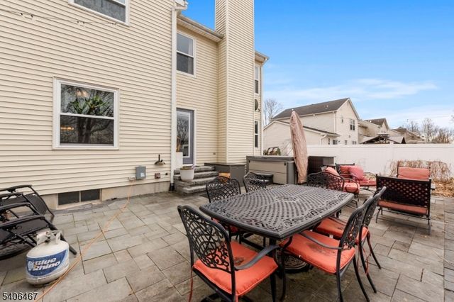 17 Frelinghuysen St, Belvidere Twp., NJ 07823