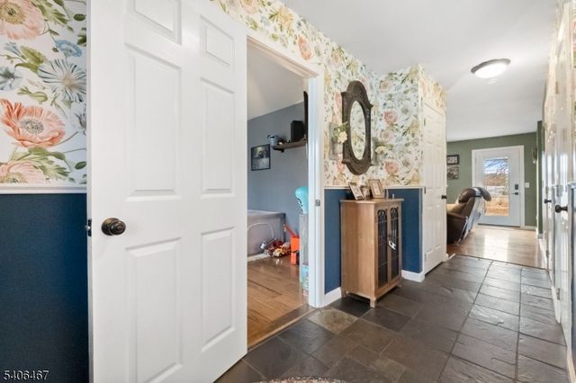 17 Frelinghuysen St, Belvidere Twp., NJ 07823