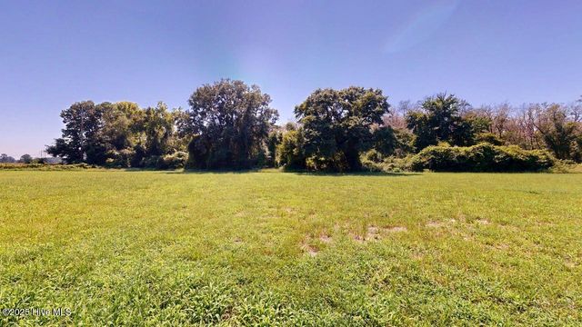 1364 St John Church Road, La Grange, NC 28551