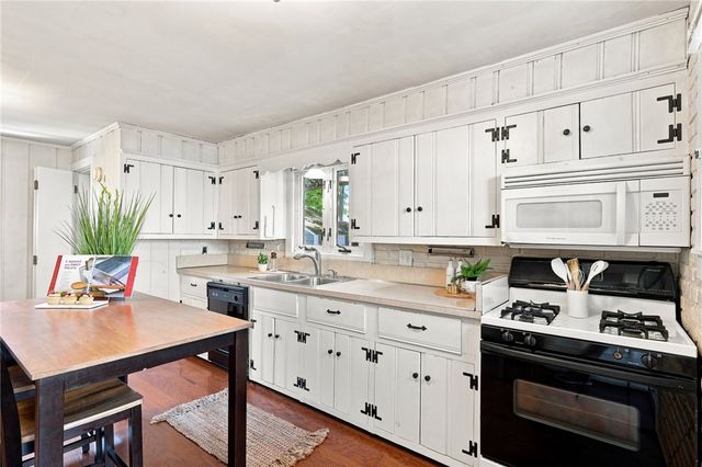 141 Rosemere Road, Pawtucket, RI 02861