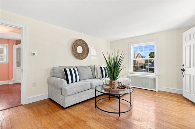 141 Rosemere Road, Pawtucket, RI 02861