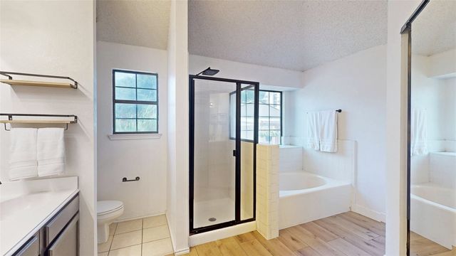 3321 Knob Oak Drive, Grapevine, TX 76051