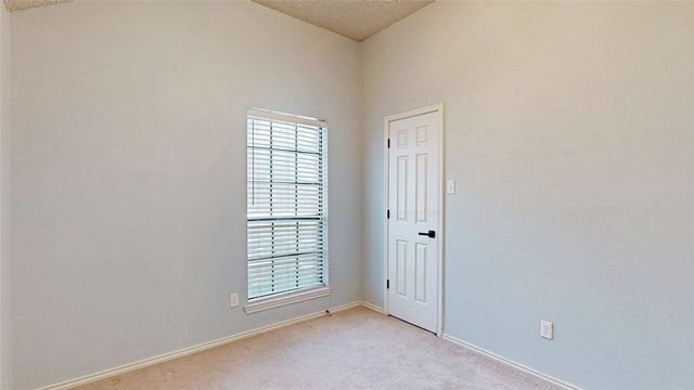 3321 Knob Oak Drive, Grapevine, TX 76051
