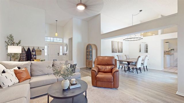 3321 Knob Oak Drive, Grapevine, TX 76051