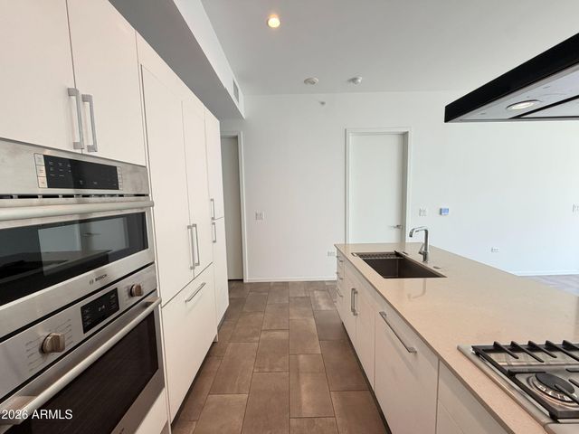 7180 E KIERLAND Boulevard 1006, Scottsdale, AZ 85254