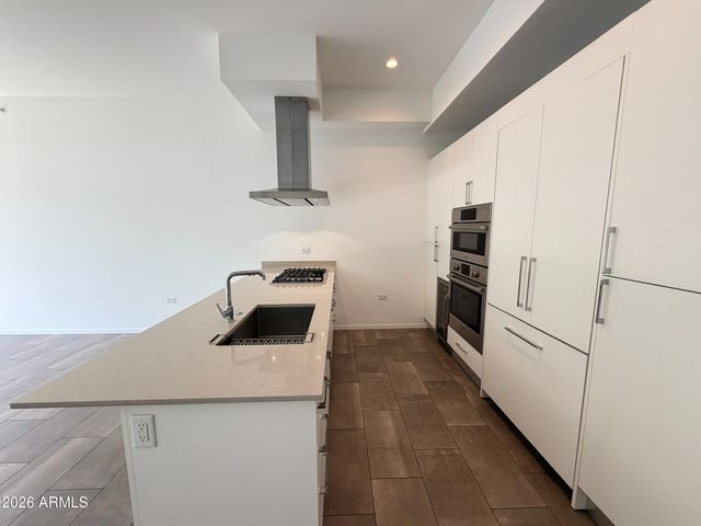 7180 E KIERLAND Boulevard 1006, Scottsdale, AZ 85254