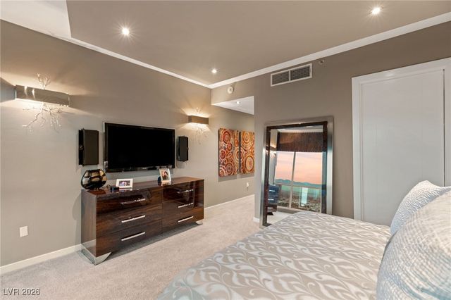 4525 Dean Martin Drive 3000, Las Vegas, NV 89103