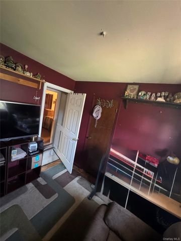 171 Shelter Road, Ronkonkoma, NY 11779