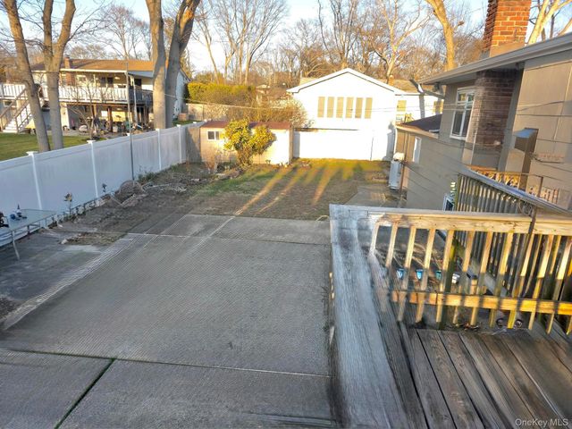 171 Shelter Road, Ronkonkoma, NY 11779