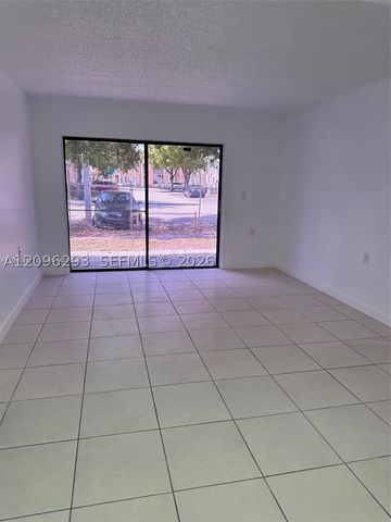 7020 NW 179th St 112, Hialeah, FL 33015