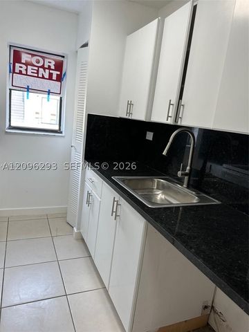 7020 NW 179th St 112, Hialeah, FL 33015