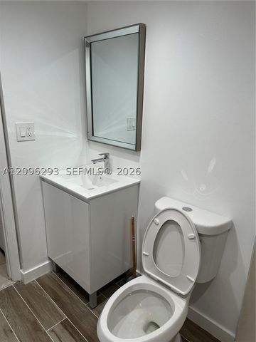 7020 NW 179th St 112, Hialeah, FL 33015