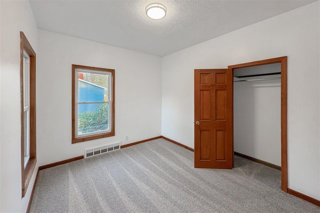 1407 Kenwood Avenue, Belding, MI 48809