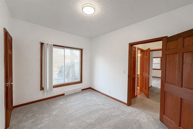 1407 Kenwood Avenue, Belding, MI 48809