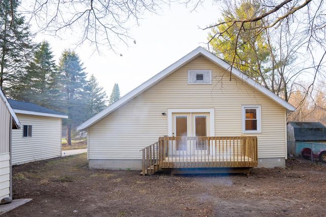 1407 Kenwood Avenue, Belding, MI 48809
