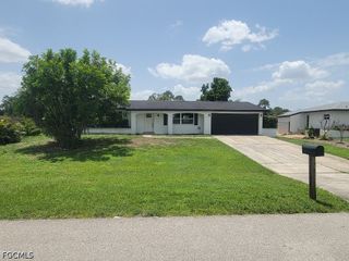 203 Redcliff AVE, Lehigh Acres, FL 33936