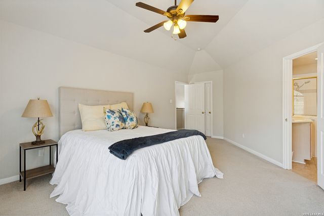 6702 MORNING SHADOW LN, San Antonio, TX 78256