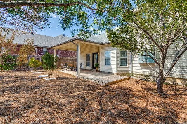 6702 MORNING SHADOW LN, San Antonio, TX 78256