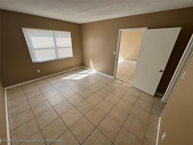 249 S Commerce Avenue 204, Sebring, FL 33870