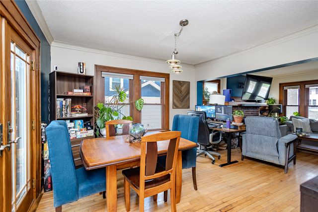 677 33rd Street, Des Moines, IA 50312