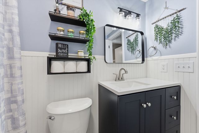 72 Plantation Drive 72, Agawam, MA 01001