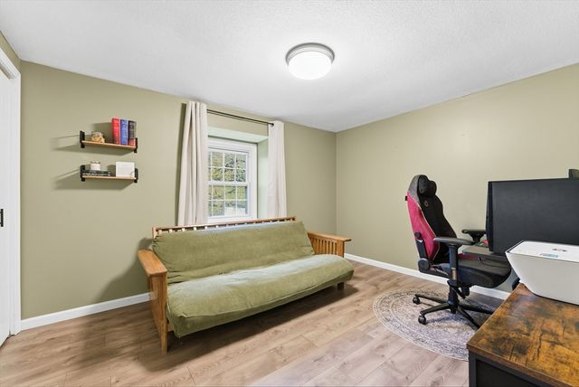 72 Plantation Drive 72, Agawam, MA 01001