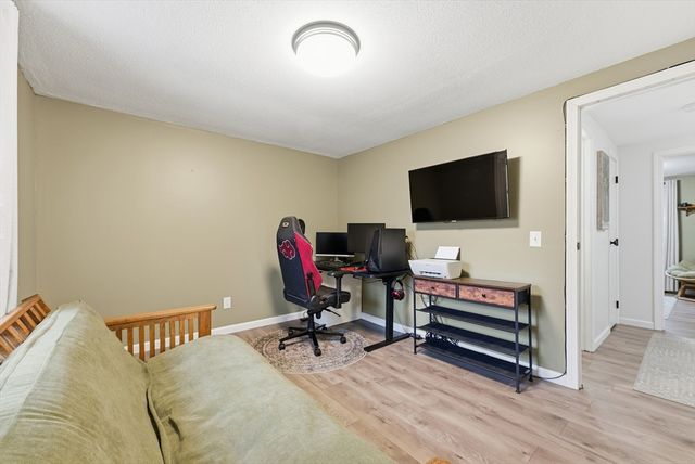 72 Plantation Drive 72, Agawam, MA 01001