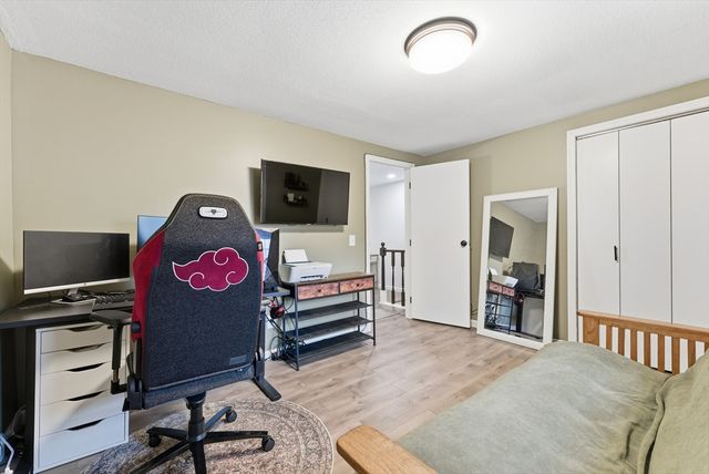 72 Plantation Drive 72, Agawam, MA 01001