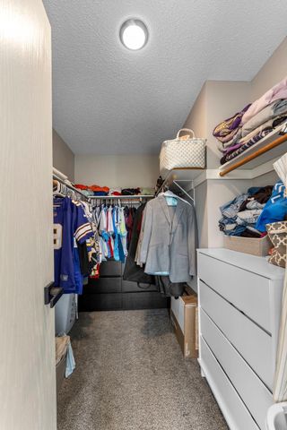 291 Appleblossom Lane E, Shakopee, MN 55379