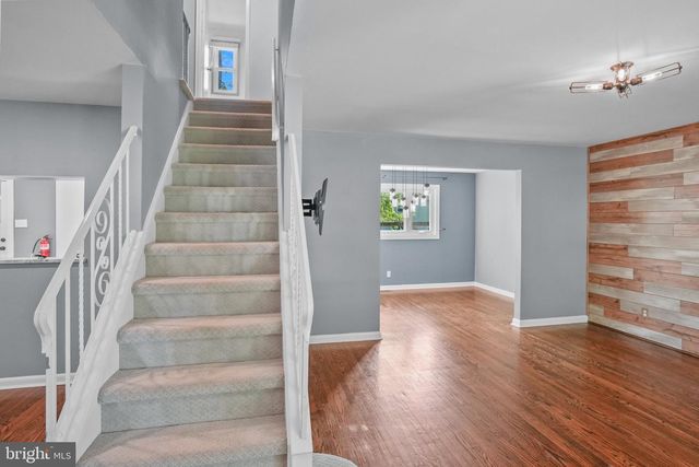 1529 PLEASANT DR, Cherry Hill, NJ 08003