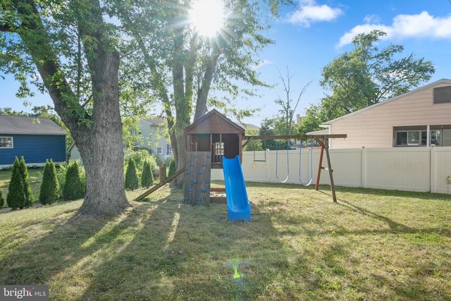 1529 PLEASANT DR, Cherry Hill, NJ 08003