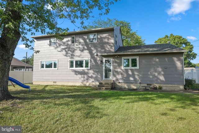 1529 PLEASANT DR, Cherry Hill, NJ 08003