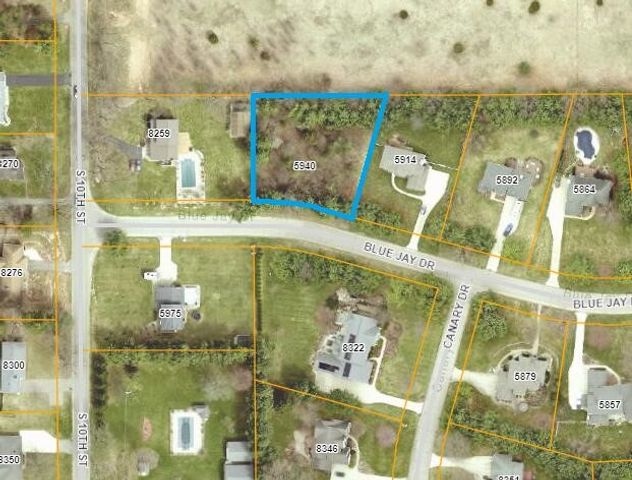5940 Blue Jay Drive, Kalamazoo, MI 49009