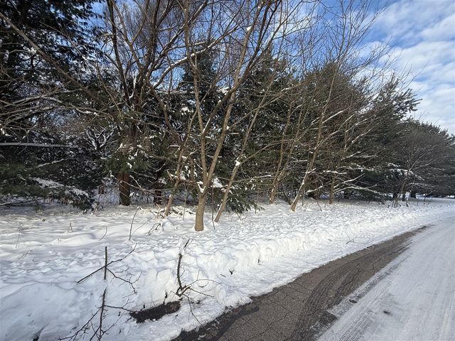 5940 Blue Jay Drive, Kalamazoo, MI 49009