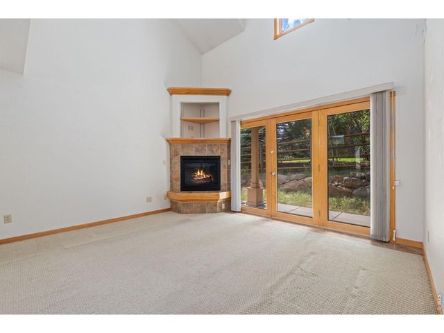 861 Crabapple Ln, Estes Park, CO 80517