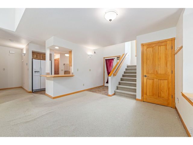 861 Crabapple Ln, Estes Park, CO 80517