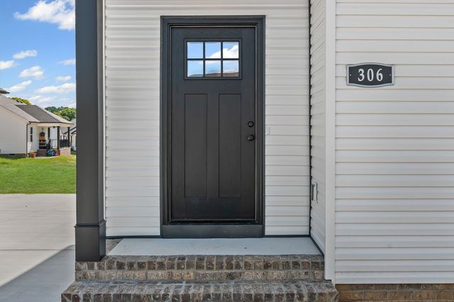 304 Lee Lane, Shelbyville, TN 37160