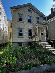 47 Edwards Street 2, New Haven, CT 06511