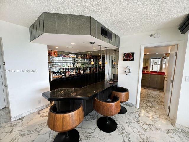 20355 NE 34th Court 2027, Aventura, FL 33180