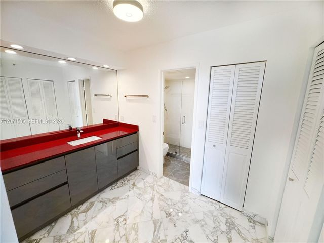 20355 NE 34th Court 2027, Aventura, FL 33180