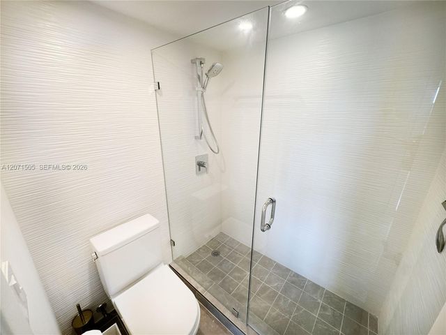 20355 NE 34th Court 2027, Aventura, FL 33180