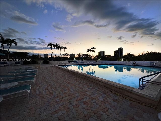 20355 NE 34th Court 2027, Aventura, FL 33180