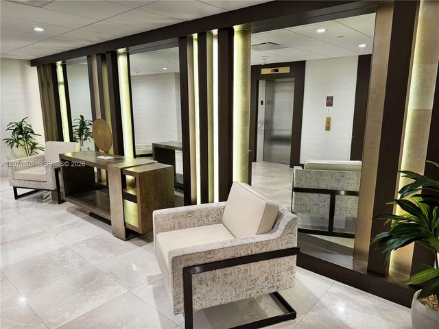 20355 NE 34th Court 2027, Aventura, FL 33180