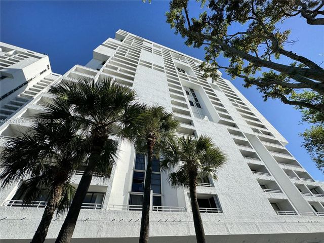 20355 NE 34th Court 2027, Aventura, FL 33180