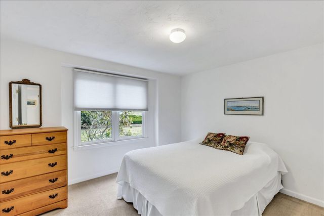 73 Ennsbrook Drive, East Falmouth, MA 02536