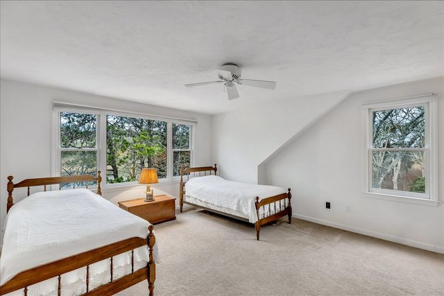 73 Ennsbrook Drive, East Falmouth, MA 02536