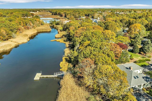 73 Ennsbrook Drive, East Falmouth, MA 02536