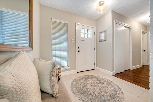 2802 Park Meadows Avenue, Deer Park, TX 77536