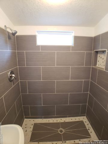 205 W LAMBERT ST, San Antonio, TX 78204
