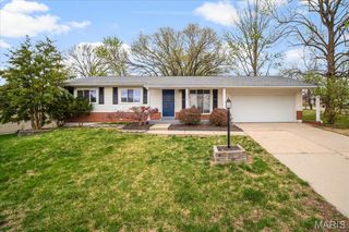4501 Conleth Drive, St Louis, MO 63129